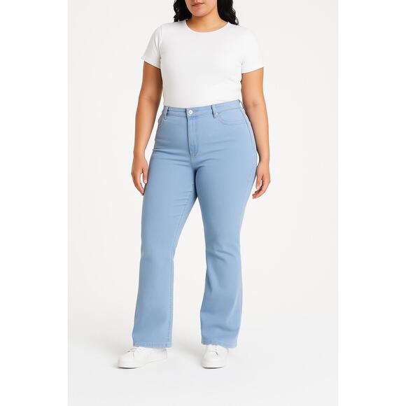 Simply Be Denim - NWT SimplyBe Womens Light Wash 5 Pocket Flared Classic Jeans US 28 -Flaws